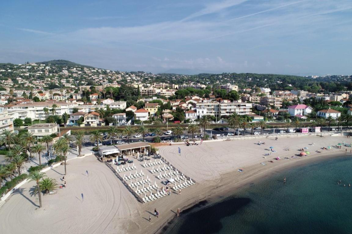 Safari Beach Golfe-Juan Bagian luar foto